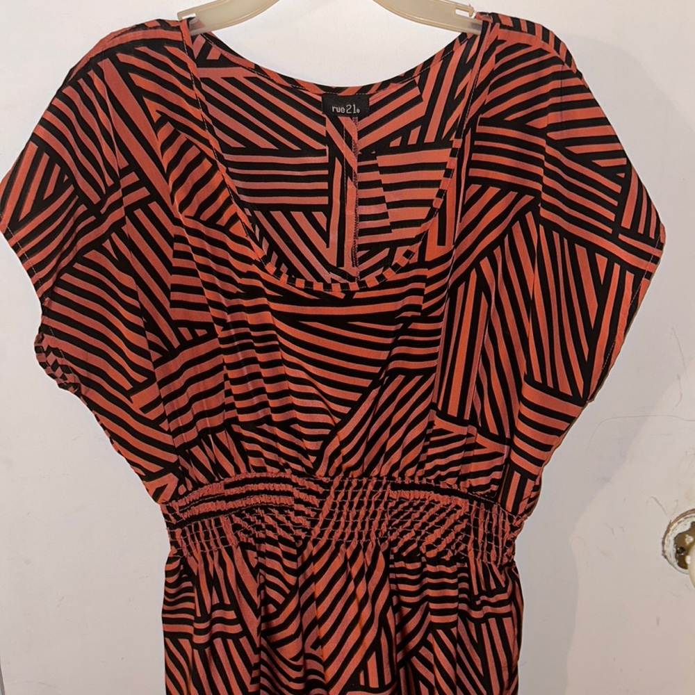 Rue 21 Dress. Size Xl - Picture 2 of 4